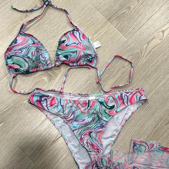Colorful Swirl Bikini Set with Cover-Up - Picture 2 of 2